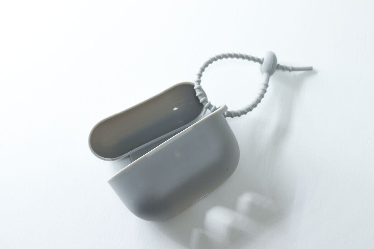 ダイソーのシリコーンケース（AirPods