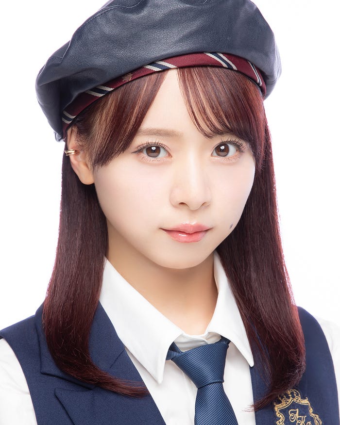 倉野尾成美(C)AKB48