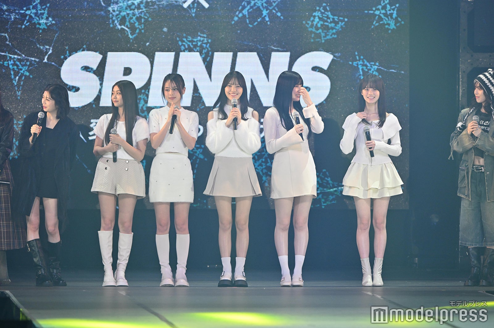 桜田ひより、稲光亜依、小國舞羽、希咲うみ、高橋快空、中島瑠菜、秋田汐梨（C）モデルプレス