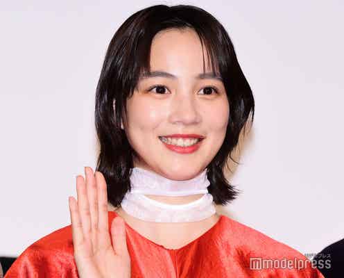 のん、赤髪で激変 鮮烈ビジュアルに「カッコイイ」「ますます虜に」と絶賛の声