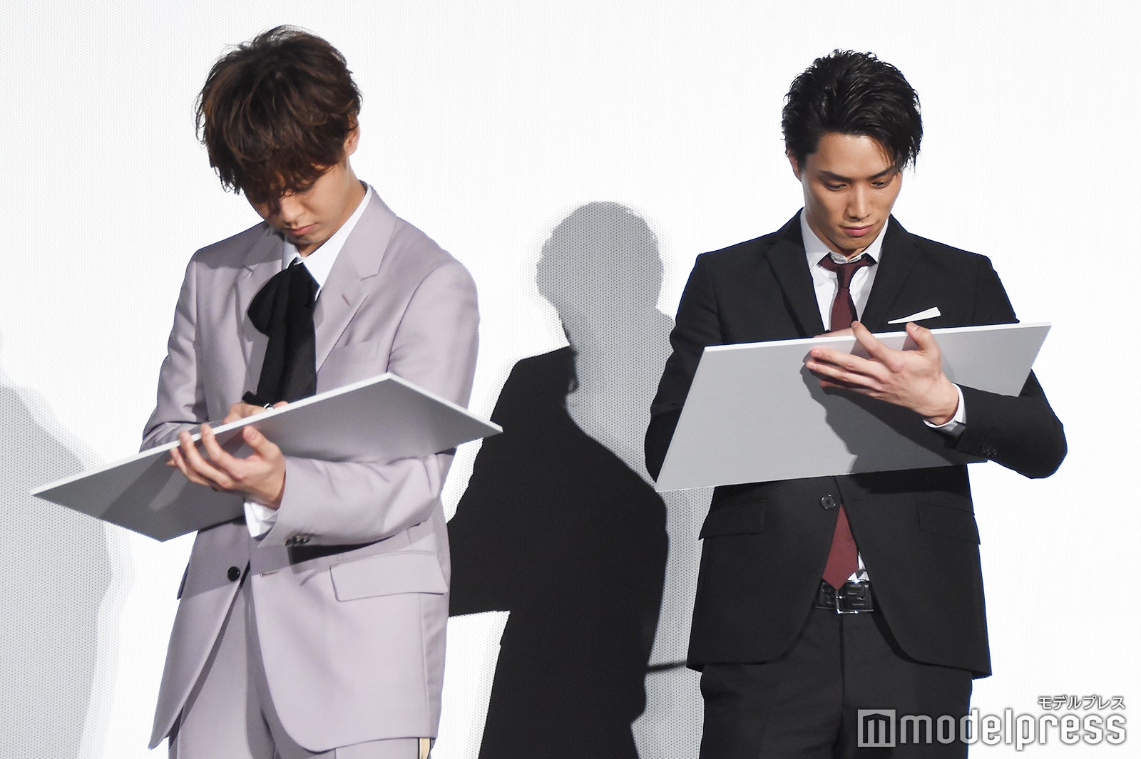 片寄涼太、鈴木伸之 （C）モデルプレス