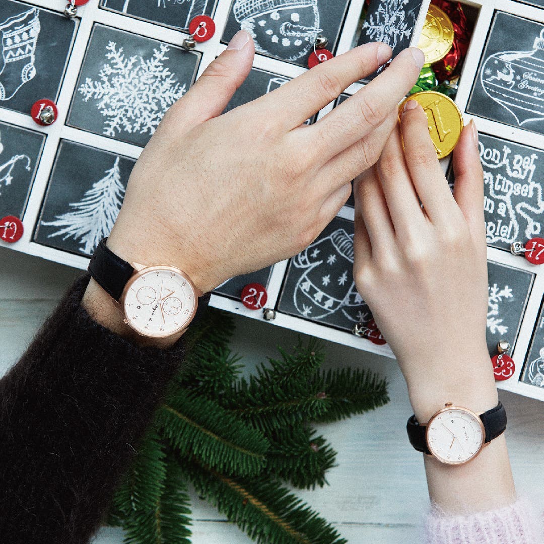 左:34,000円+税 右:29,000円+税(10気圧防水)