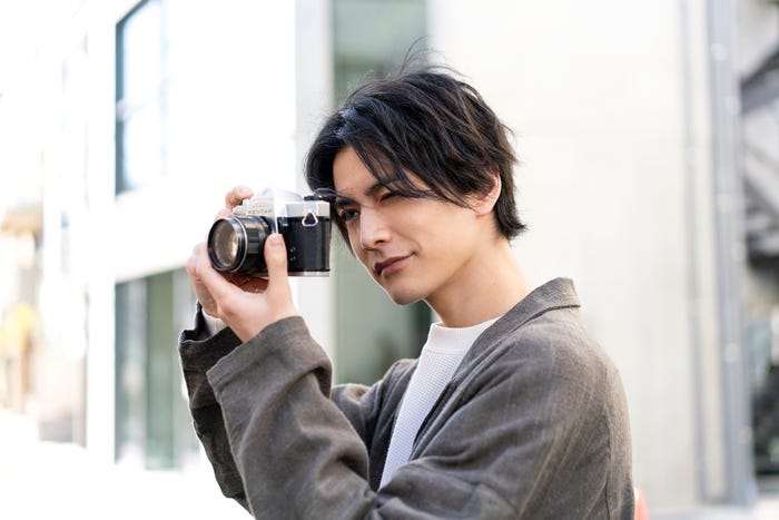 渡邊圭祐 (C)2023「恋のいばら」製作委員会