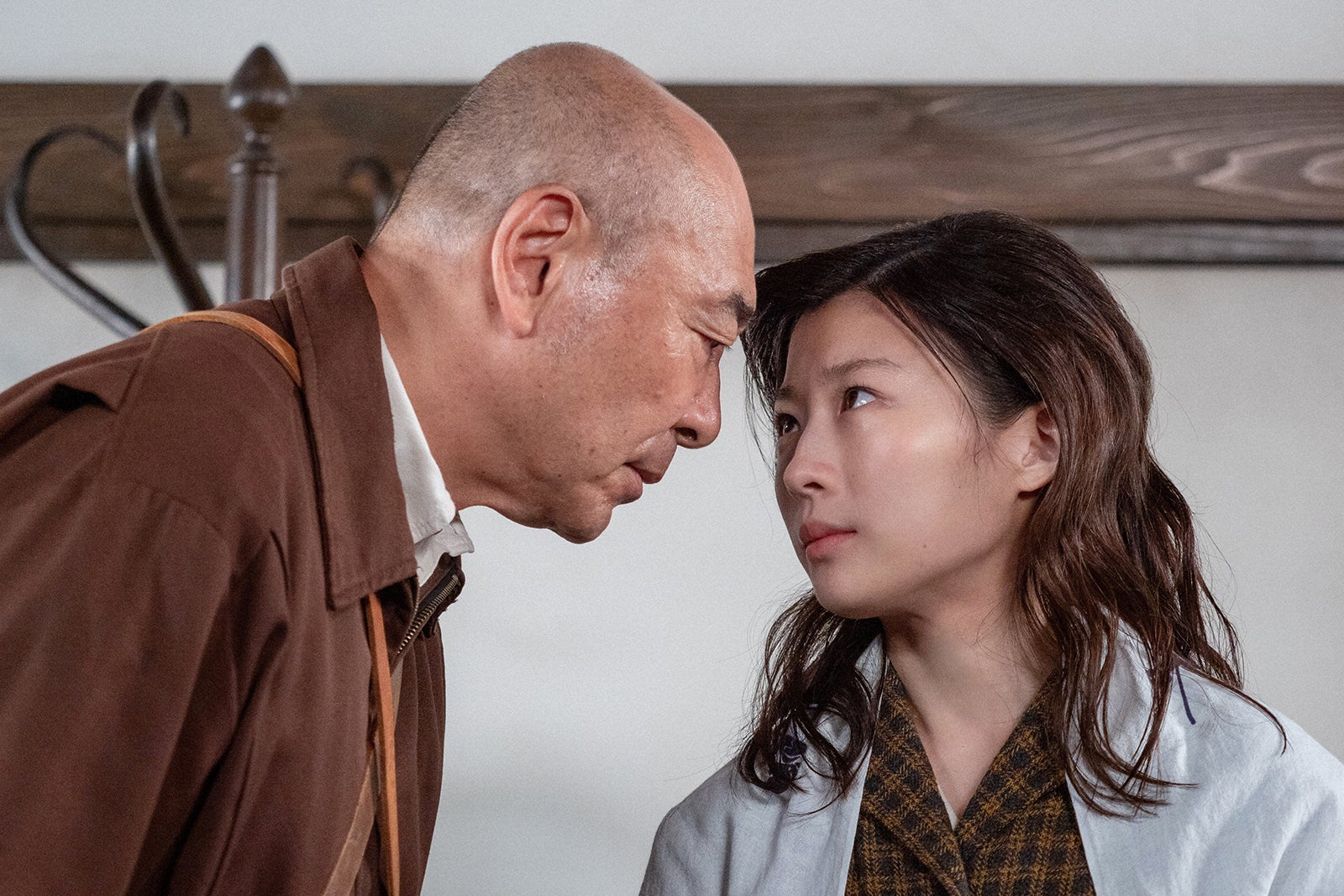 高橋克実、伊藤沙莉「虎に翼」（C）NHK