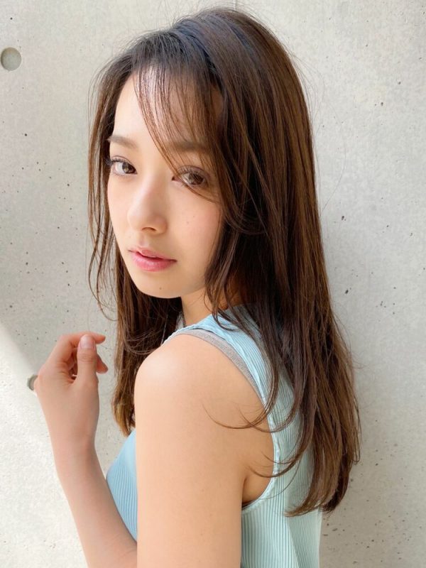画像9 15 夏らしさが叶うセミロングヘア14選 21最新 トレンドの髪型まとめ モデルプレス