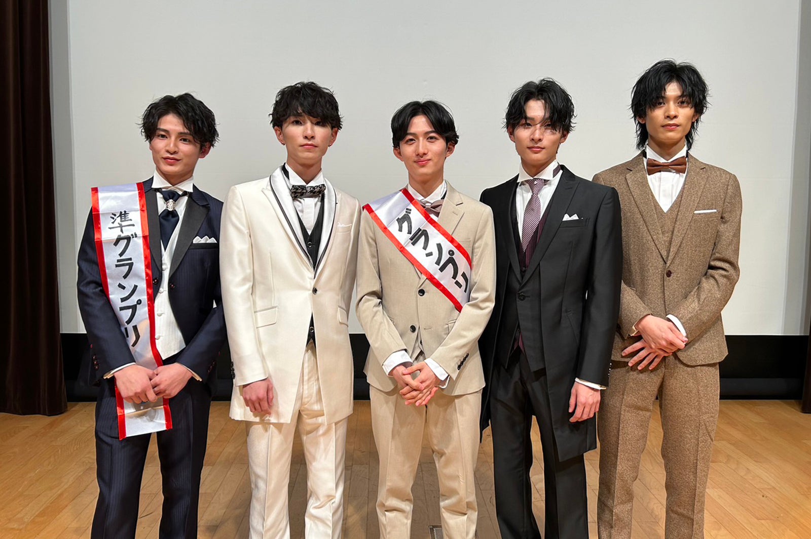 「慶應ボーイコンテスト2023」ファイナリスト（提供写真）