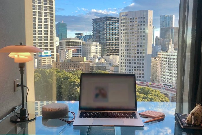 仕事が捗る ホテルニューオータニで60時間滞在のワーケーションプラン登場 憧れの アーロンチェア も導入 女子旅プレス