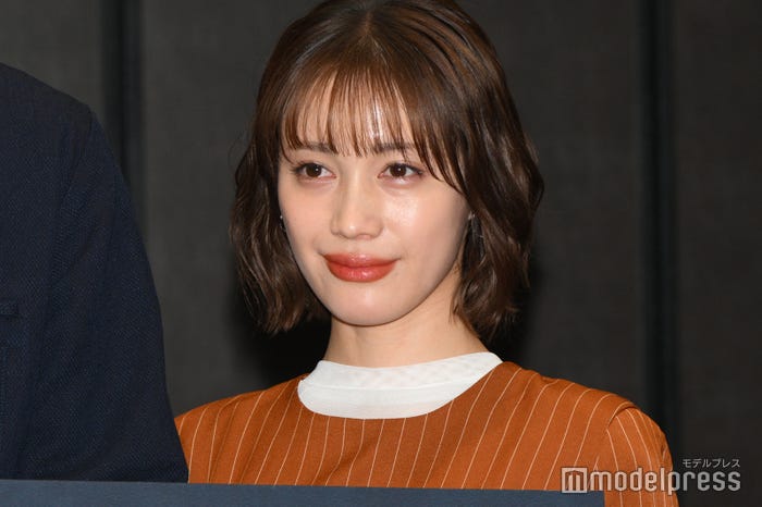 愛犬を食べそうになった中村ゆりか(C)モデルプレス