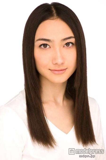 山田優 長谷川潤 優木まおみ 14年に出産した芸能人 14年末特集 モデルプレス 山田優 長谷川潤 優木まおみ 14年に出産した芸能人 14年末特集 モデルプレス