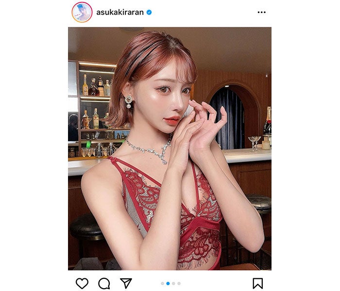 コスプレイヤー あおたやや 振り向きショットで下着チラリ モデルプレス