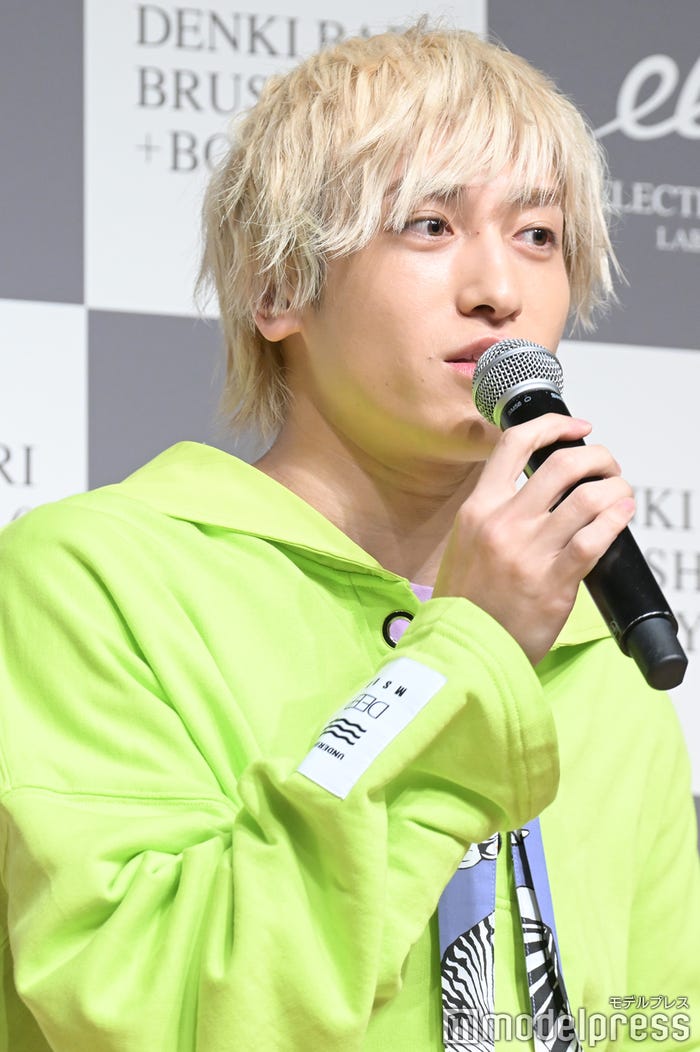 Exit兼近大樹 脱ピンクヘア の経緯 Hey Say Jump八乙女光との約束にも言及 モデルプレス Exit兼近大樹 脱ピンクヘア の経緯 Hey Say Jump八乙女光との約束にも言及 モデルプレス