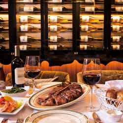 ベンジャミン ステーキハウス 東京ガーデンテラス紀尾井町/画像提供:オーイズミフーズ