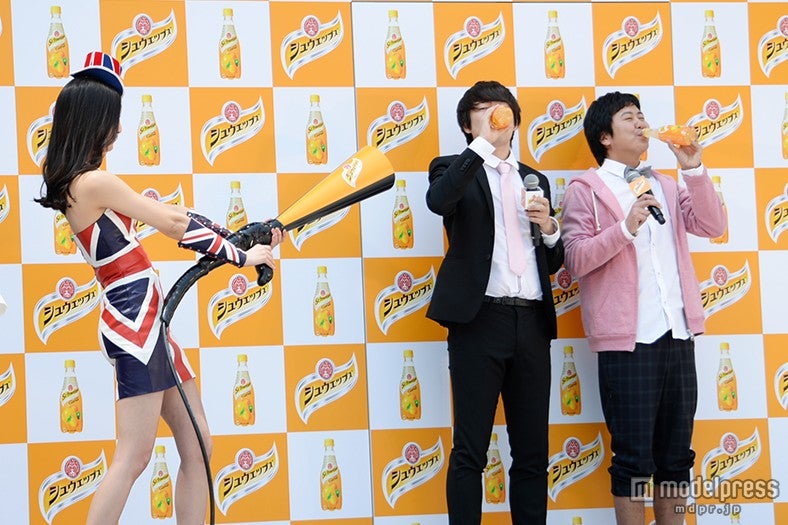 （左より）菜々緒、村本大輔、中川パラダイス