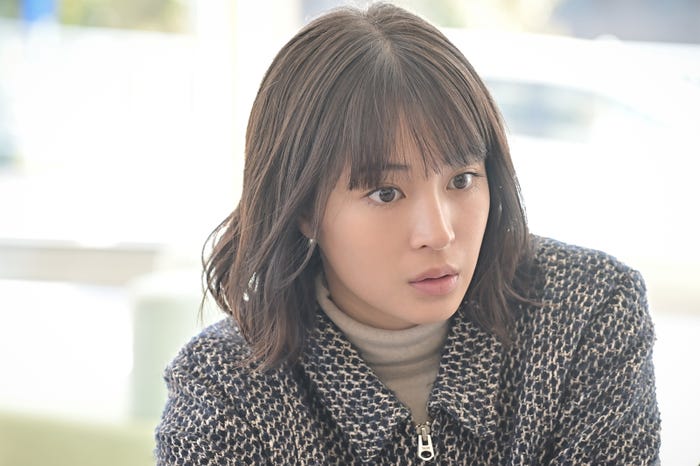 広瀬すず「クジャクのダンス、誰が見た?」第9話(C)TBS