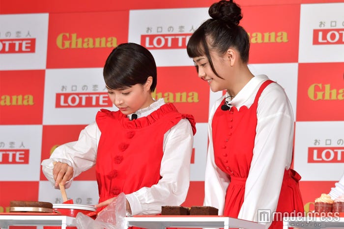 広瀬すず 、松井愛莉(C)モデルプレス