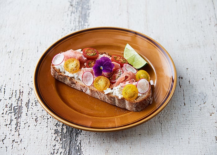 T4 BUILDING OSAKA／画像提供：スヴェンソン スポーツ マーケティング