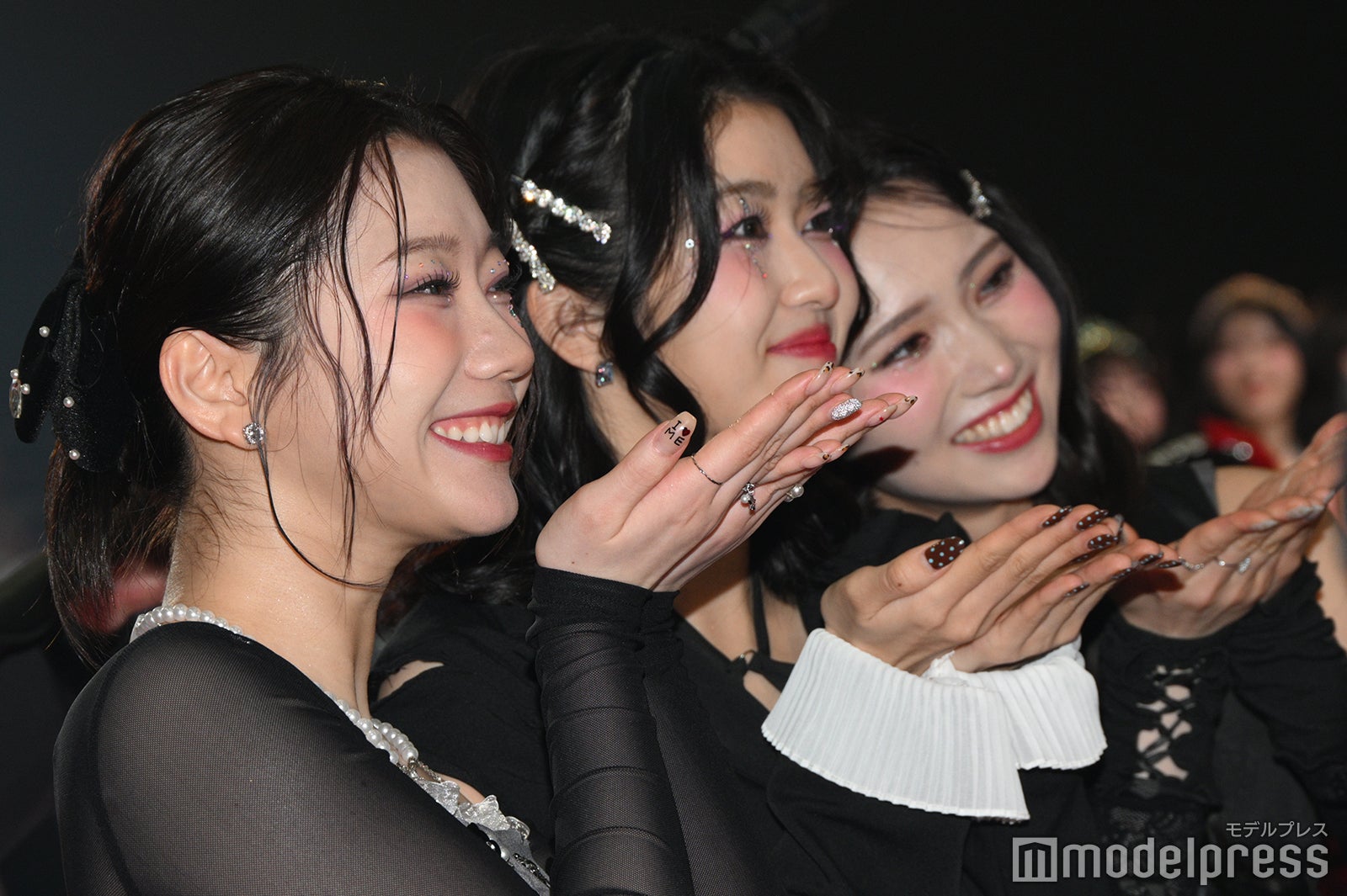 IS:SUE／RINO（坂口梨乃）、YUUKI（田中優希）、NANO（釼持菜乃）（C）モデルプレス