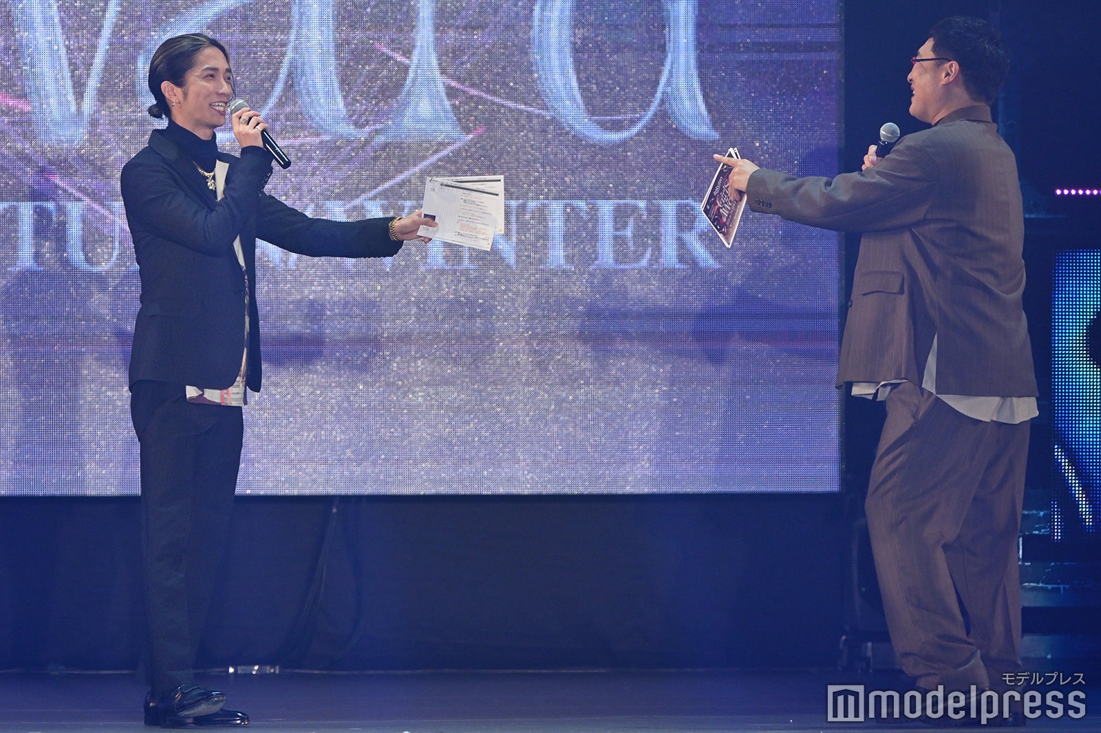 田中樹、山里亮太（C）モデルプレス