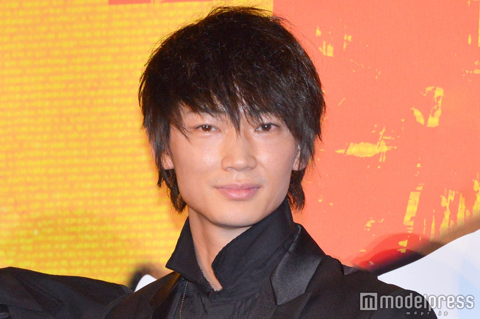 画像1/6) 綾野剛、デビュー前の“エキストラ経験”明かす 浅野忠信 画像1/6) 綾野剛、デビュー前の“エキストラ経験”明かす 浅野忠信