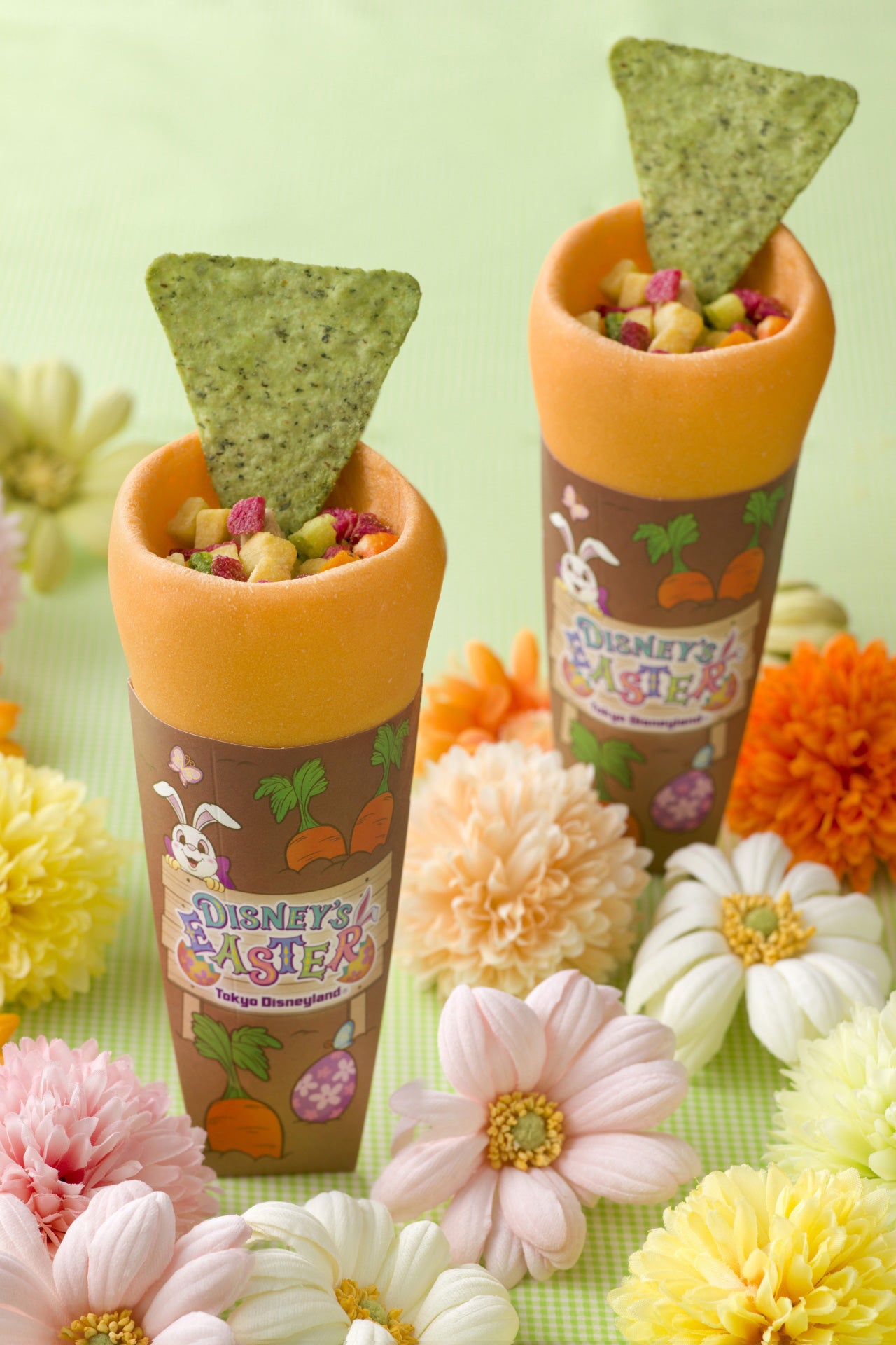 ブレッドコーン（キノコとベーコンのチャウダー）1個500円（C）Disney