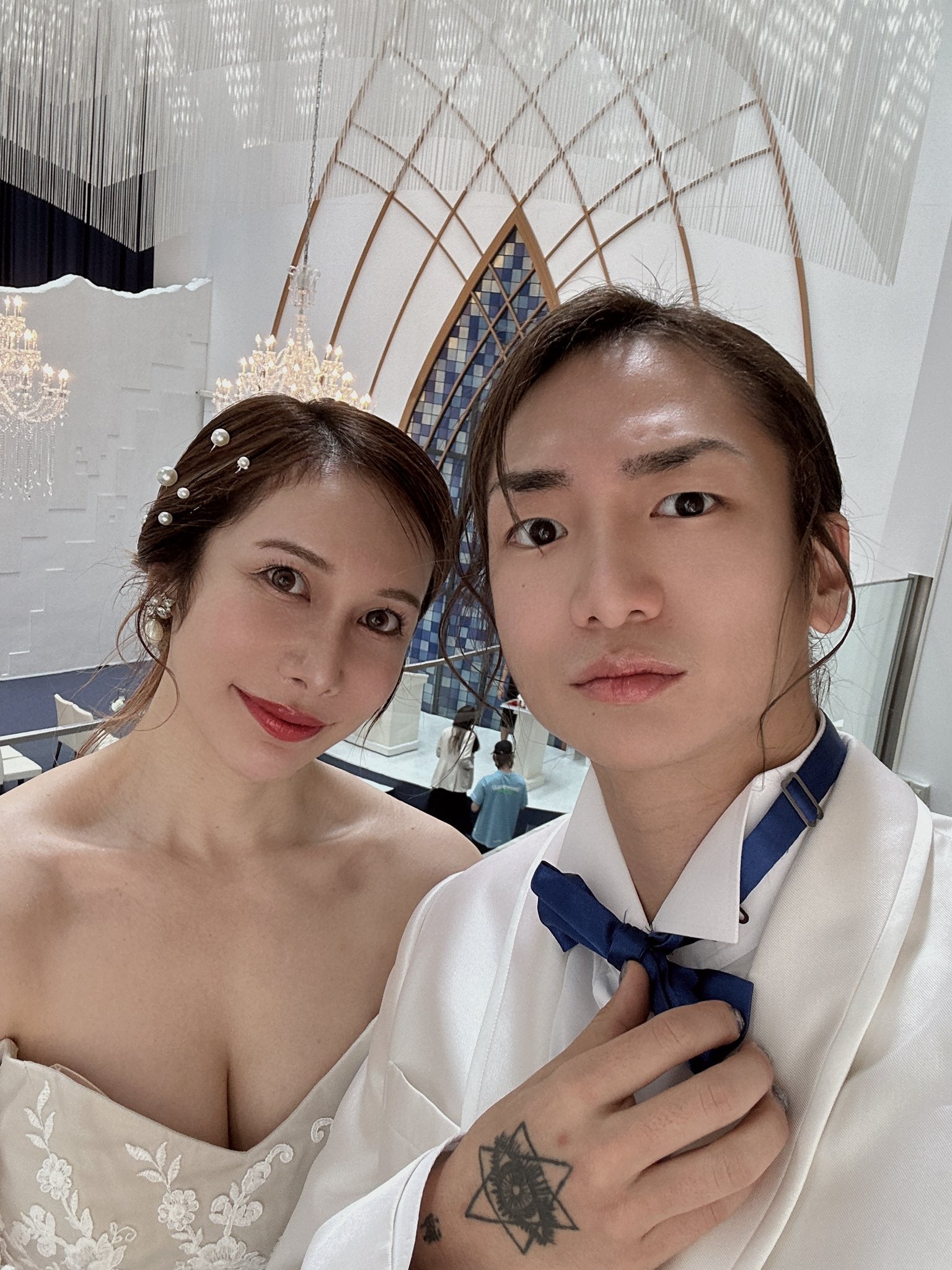 “結婚報告”のDJ社長＆ありしゃん、披露宴開催 真偽明らかに