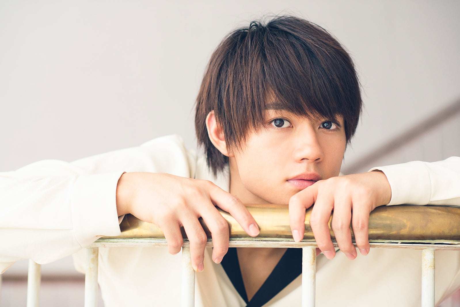 佐野勇斗／「佐野勇斗カレンダー2019.4-2020.3」表紙（C）SDP