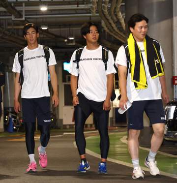 阪神・今朝丸裕喜「やっぱり悔しい」プロ2度目の先発は豪雨で中止 初勝利はお預けも「自分の練習ができる」と切り替え