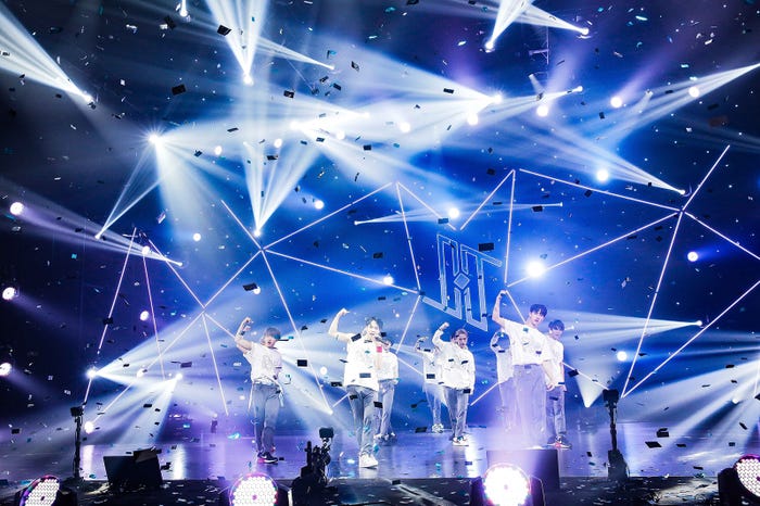 JO1(C)LAPONE ENTERTAINMENT