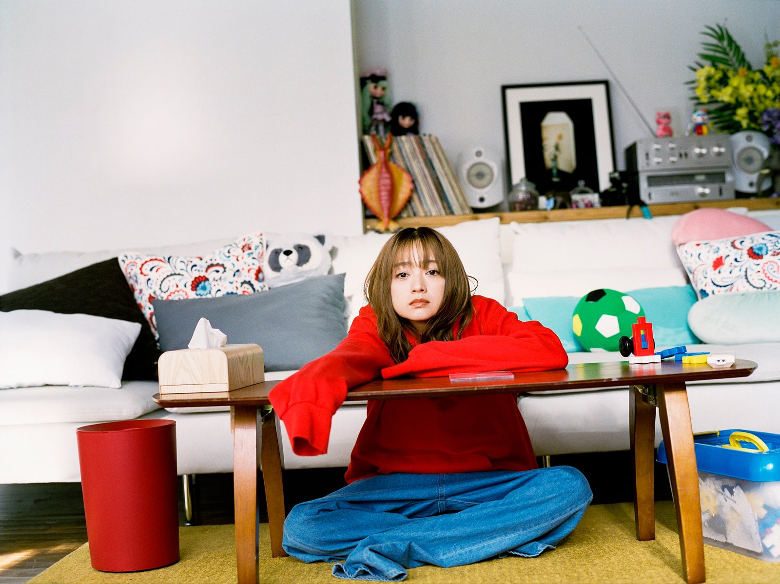 安達祐実、10年ぶり地上波連ドラ主演で“本人役” 豪華ゲスト登場＜捨ててよ、安達さん。＞