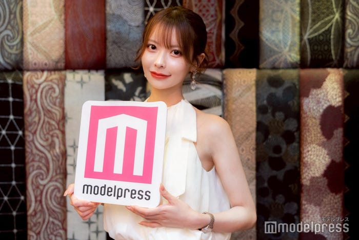 あすか「華灯」(C)モデルプレス