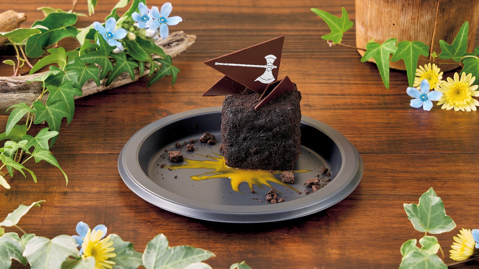 シュタルクのショコラ＆ラズベリーケーキ／画像提供：ユニバーサル・スタジオ・ジャパン