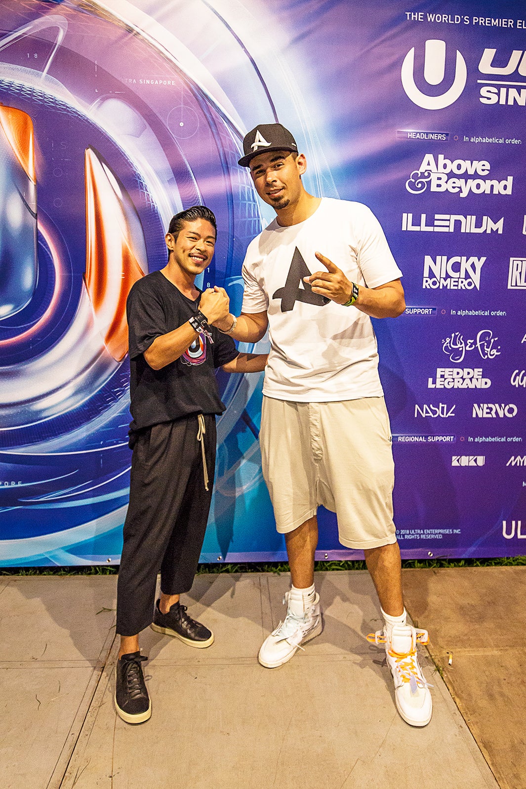 松本利夫とAfrojack（提供写真）