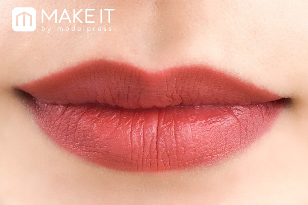 アディクション／リップクレヨン／010使用 (C)メイクイット