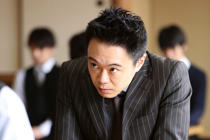 尾上寛之 (C)2017 映画「3月のライオン」製作委員会