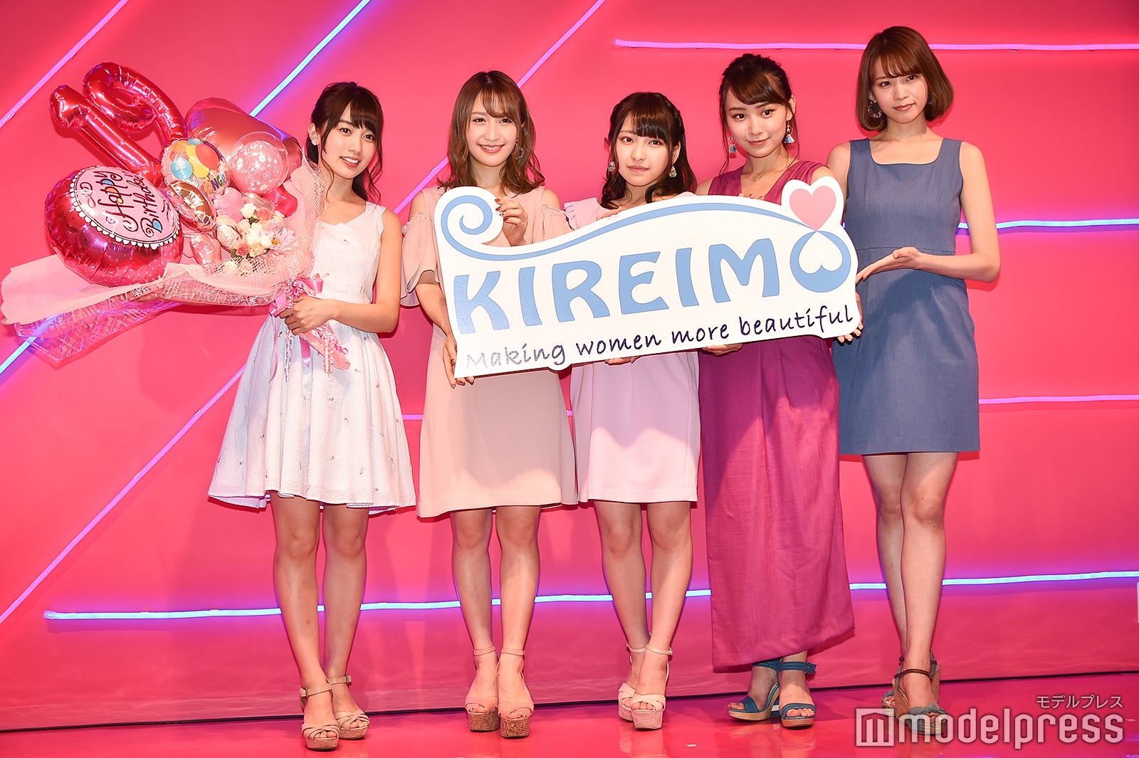 黒木ひかり、伊藤愛真、十味、御寺ゆき、早瀬あや （C）モデルプレス