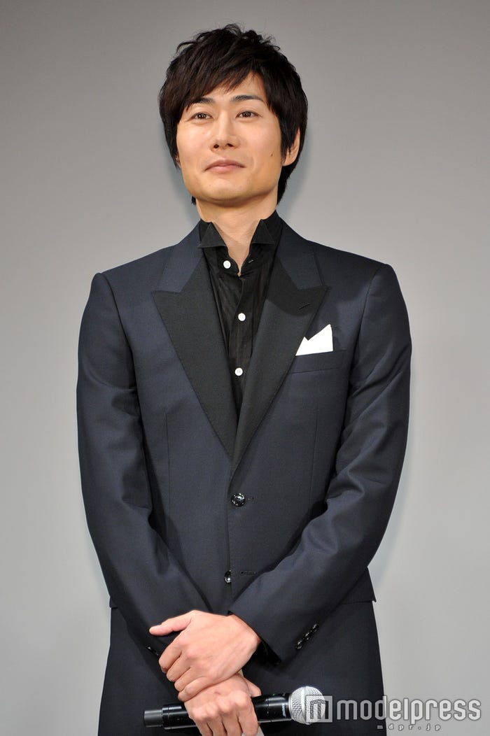 戸次重幸(C)モデルプレス