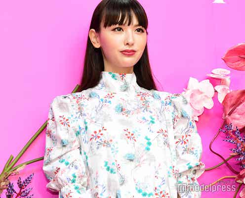 鈴木えみ、結婚9周年迎え夫婦2ショット公開「仲良しで羨ましい」「素敵な夫婦」の声