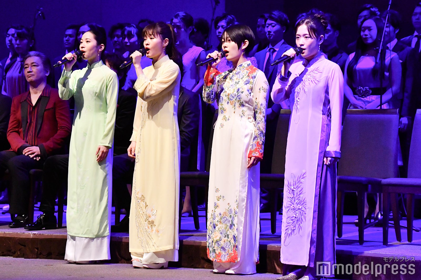 （左から）屋比久知奈、昆夏美、高畑充希、大原櫻子（C）モデルプレス