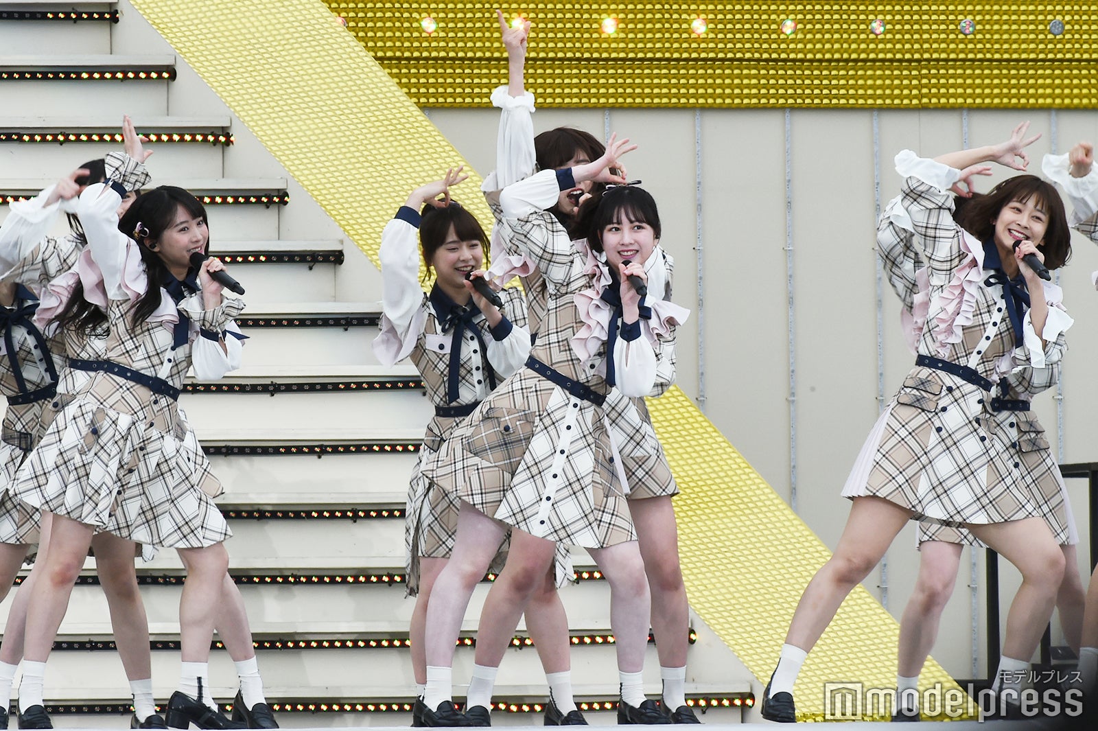 チーム8 （C）モデルプレス