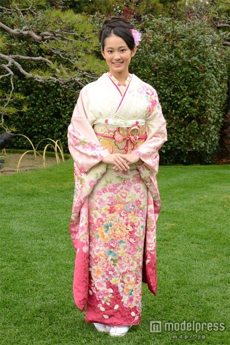 吉本実憂