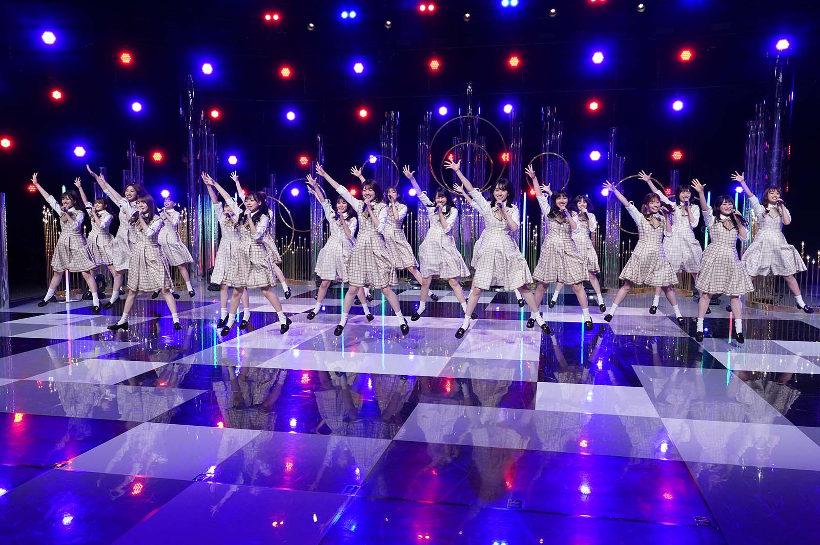 日向坂46「アザトカワイイ」（C）日本テレビ