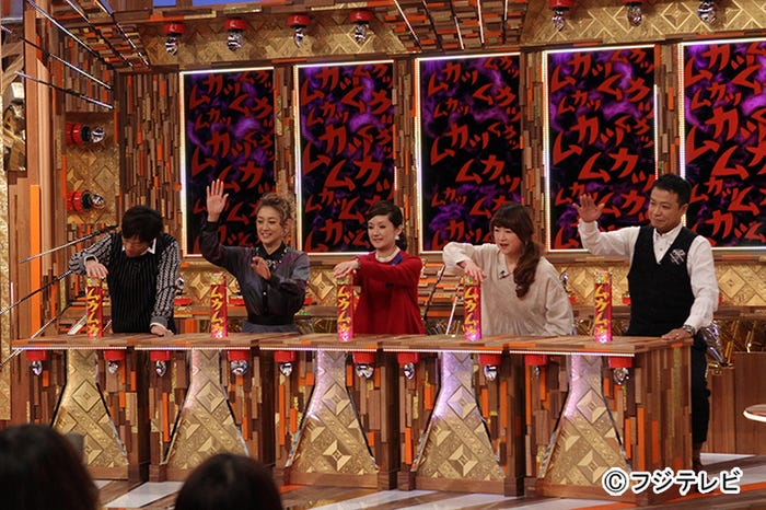 スタジオの様子(左より)陣内智則、SHELLY、千秋、山瀬まみ、中山秀征/24日放送分より