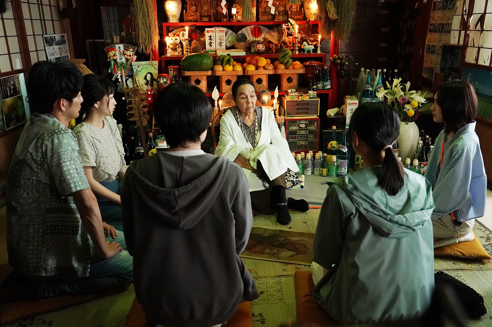 西畑大吾ら（C）2023『忌怪島／きかいじま』製作委員会