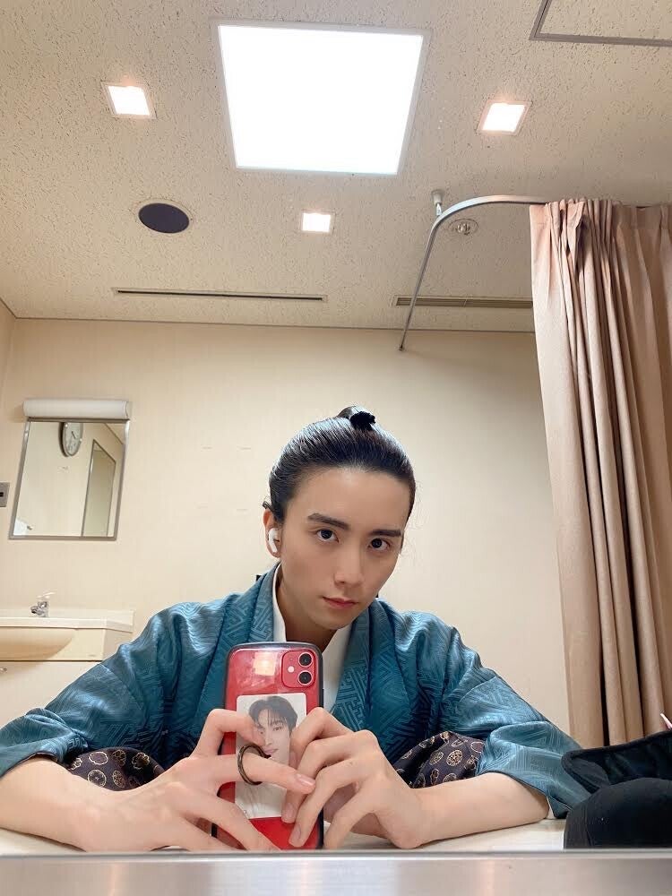 板垣李光人「青天を衝け」“プリンス・トクガワ”姿に「指先まで美しい」「和装似合う」の声