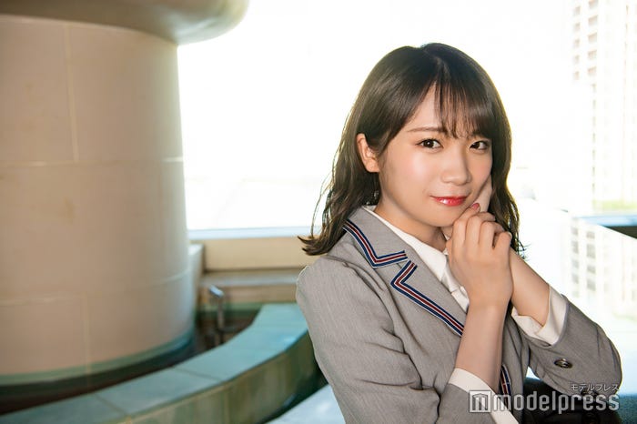 秋元真夏(C)モデルプレス