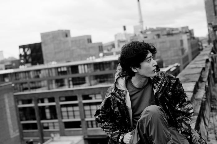 上杉柊平/写真集「Deja-Vu」より(提供写真)