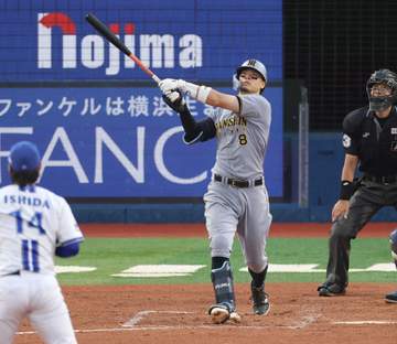 阪神・佐藤輝 2年連続100打点！三冠見えた37号 連覇へ価値ある1勝「大きいでしょ」マジック4