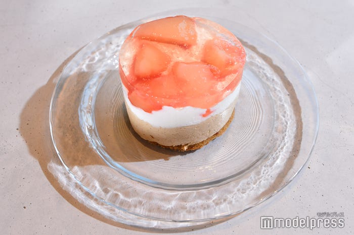 白桃&アールグレイケーキ(C)モデルプレス