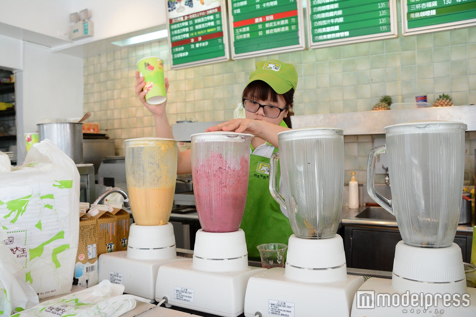 目の前で撹拌して出来たてを提供（C）モデルプレス