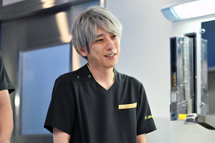 二宮和也「ブラックペアン シーズン2」第5話より(C)TBS